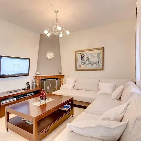Best Maisonette In Фурка