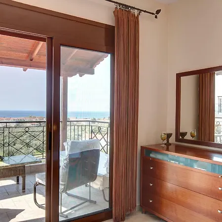 Best Maisonette In Fourka