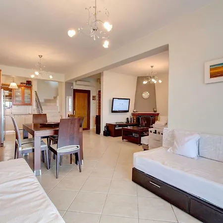 Villa Best Maisonette In Fourka